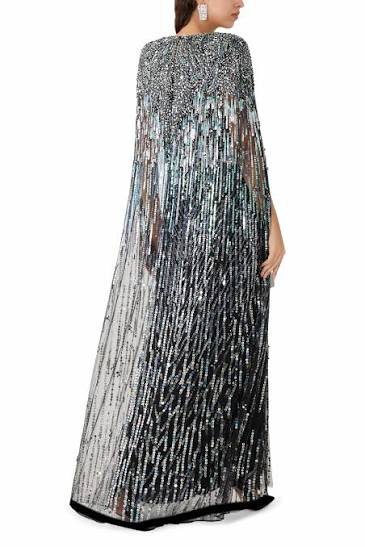 أفضل فساتين مناسبات بلومينغديلز تحت 1000 ريال